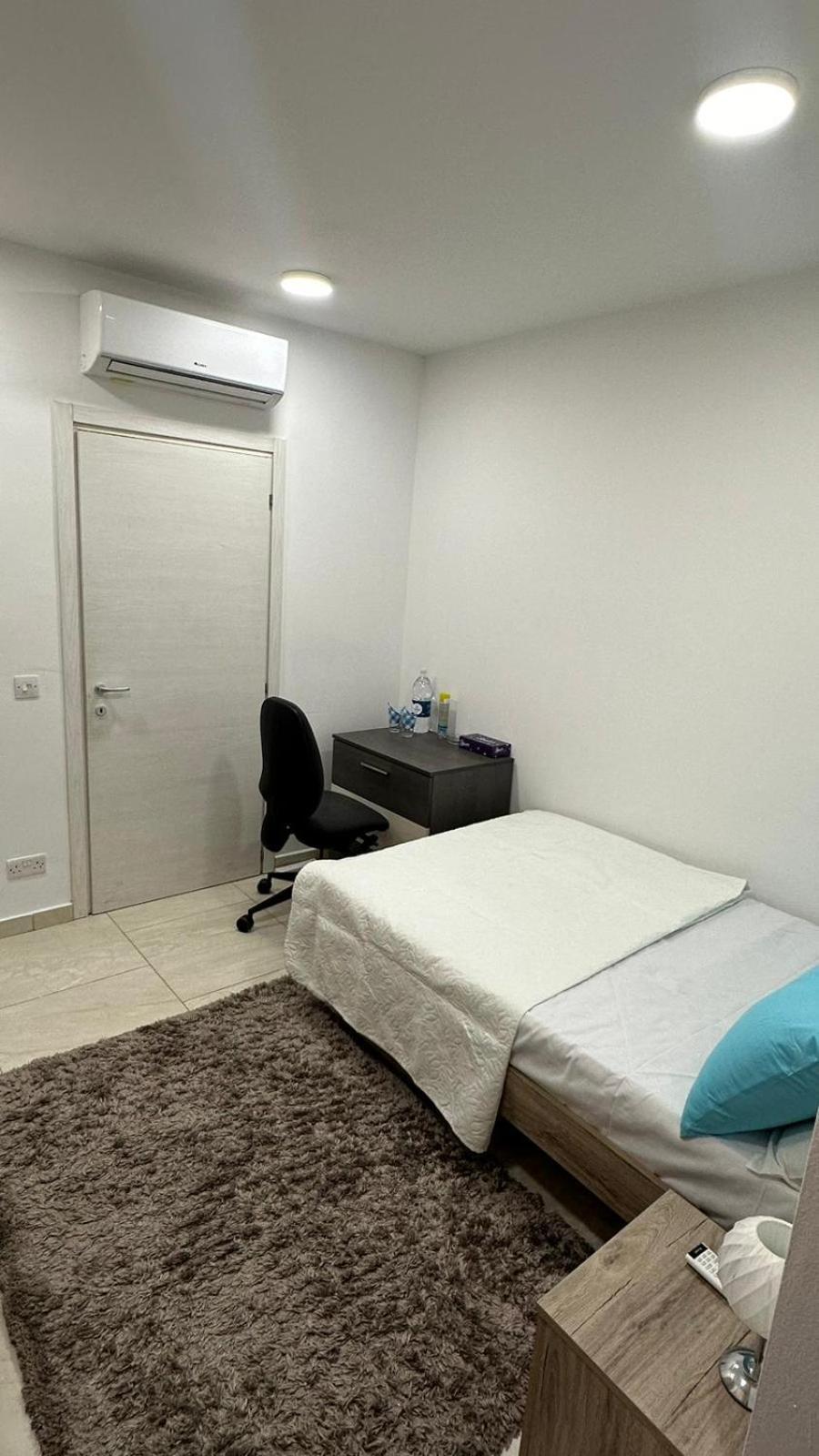 Your Elegant Home Away From Home Shared Apartment Only With Host Zebbug  Bagian luar foto