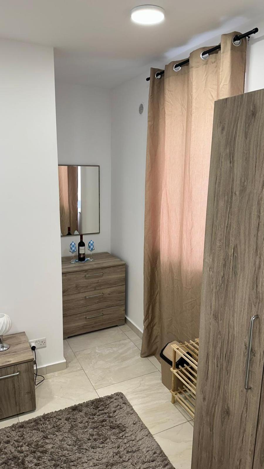 Your Elegant Home Away From Home Shared Apartment Only With Host Zebbug  Bagian luar foto