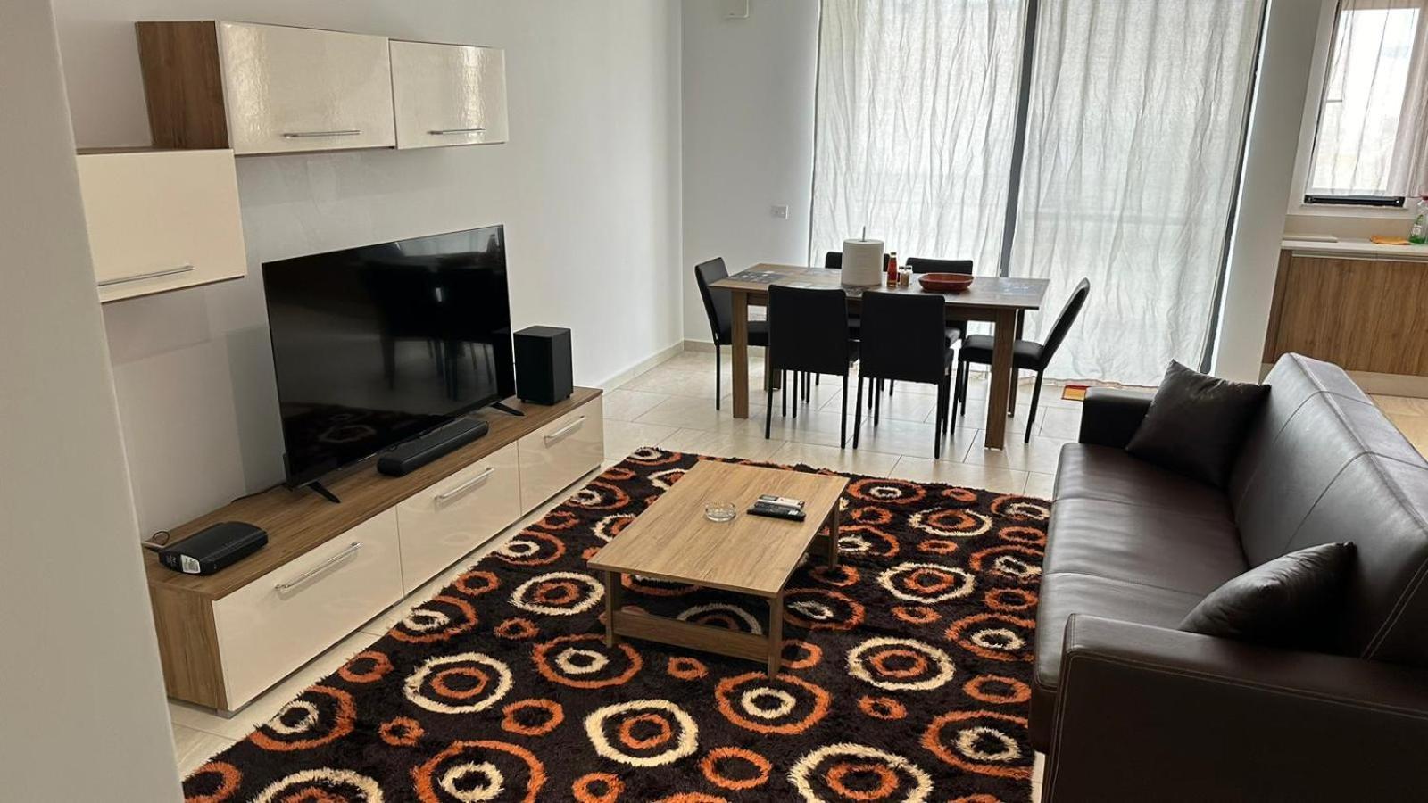 Your Elegant Home Away From Home Shared Apartment Only With Host Zebbug  Bagian luar foto